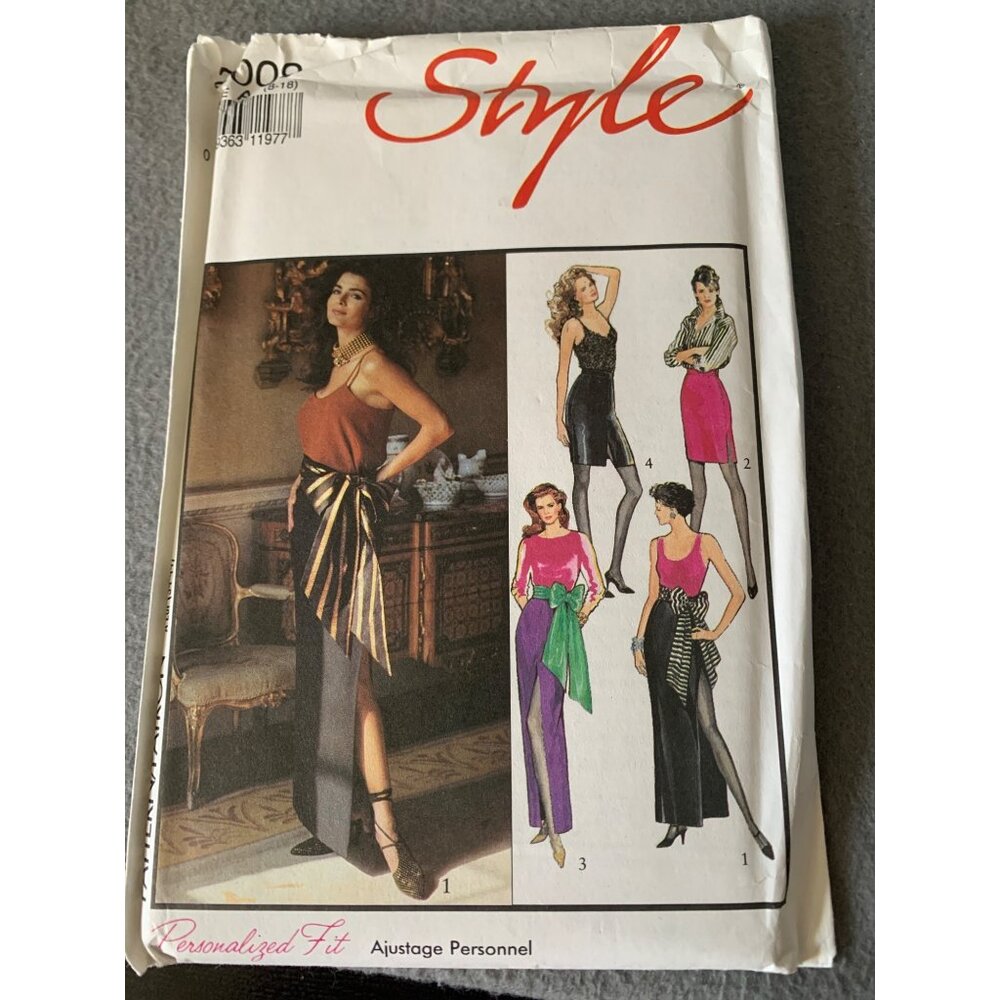 Style 2009 Retro Sewing Pattern 1991 Skirt Top - Personalized Fit - Size 8 10 12
